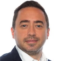 Robert Lesenszky Email