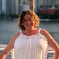 Stacy Oelerking Email & Phone Number