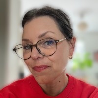 Anna Olsén Email