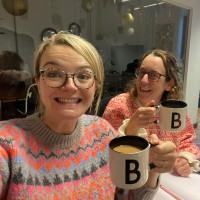 YOURS . SINCERELY Employee Victoria Pearce's profile photo