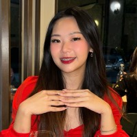 Emily Chee Email