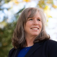 Vikki Espinosa Email & Phone Number