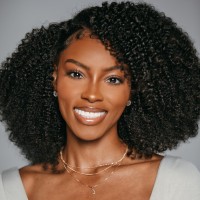 Holder Properties Employee Jasmin Moses's profile photo