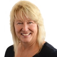 NextHome Priority Employee Laurie Hofer's profile photo