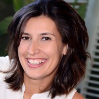 Fernanda Hamlin Email & Phone Number