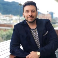 Omar Arango Quiñonez Email