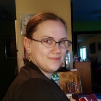 Cascade Management, Inc. Employee Michelle Coon's profile photo