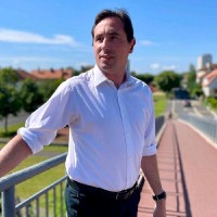 Esupcom Employee Yann Velly's profile photo