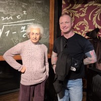 Tom Singer Email & Phone Number