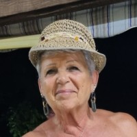 Annie Ivaldi Email