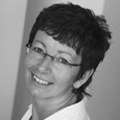 Ilona Sanders Email