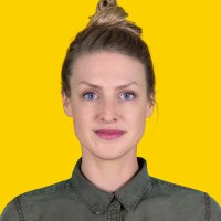 Alina Pach Email