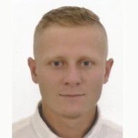 Hubert Kocoń Email