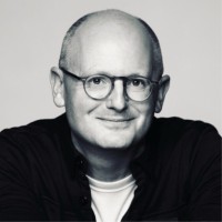 Netflix Employee Oliver Rawlins's profile photo