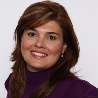 Thais Lima Email