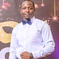 Newton Mwangi Email