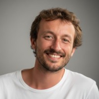Victor Galli Email