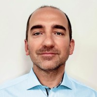 Piotr Grabowski Email