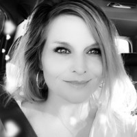 Amanda Scott Email & Phone Number