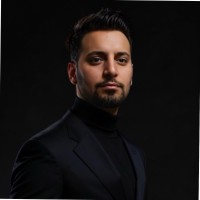R10.Net Employee Emre Aşik's profile photo