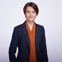 Anna Adamek Email