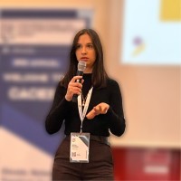 Anna Mutska Email