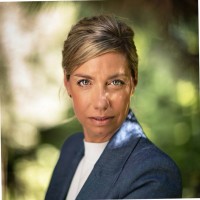 Fabienne Horch Email