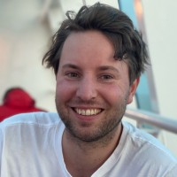 Henrik Hernes Email