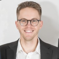 Arno MacHherndl Email