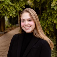 Isabelle White Email