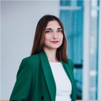 Anna Tóth Email