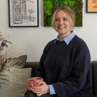 Vicky Peacock Email & Phone Number