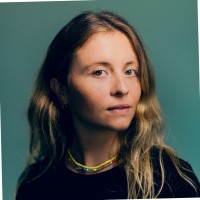 Charlotte Giraud-Charreyron Email