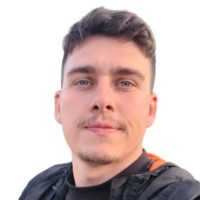 Lucas Garcia MacIeira Email