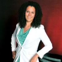 Nomadic Shack Employee Angela Polozun's profile photo