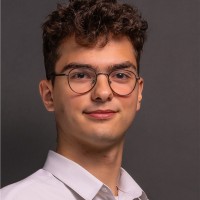 Maksymilian Nydza Email