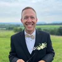 Edelman Employee Charlie Marks's profile photo