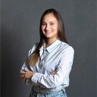 Giselle Schmalbach Email