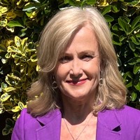 Julia Lawrence Email