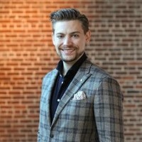 Vulgar Employee Travis White's profile photo