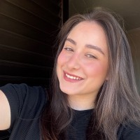 Think Employee Helena Alencar's profile photo