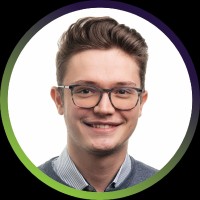 i8c Employee Oscar B.'s profile photo