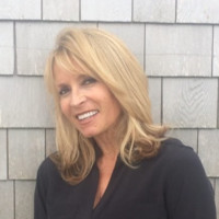 WILLIAM RAVEIS REAL ESTATE, INC Employee Paula Maloney's profile photo