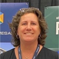 PETROSUR Employee Hélène Genest's profile photo