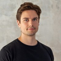 Constantin Dißelkamp Email