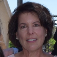 Crew Finance Employee Suzanne McNulla's profile photo