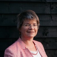Lynne Ceeney Email