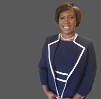 Pet Paradise Employee Amber Bowens's profile photo