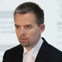 Jens Wiik Email