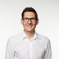 Lukas Mader Email